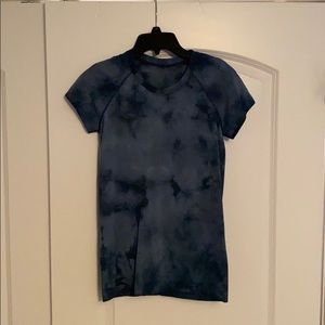 Lululemon swiftly tech